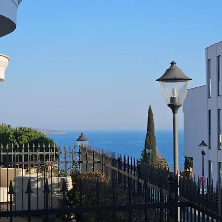 Rose Garden Deluxe Τσερνομόρετς
